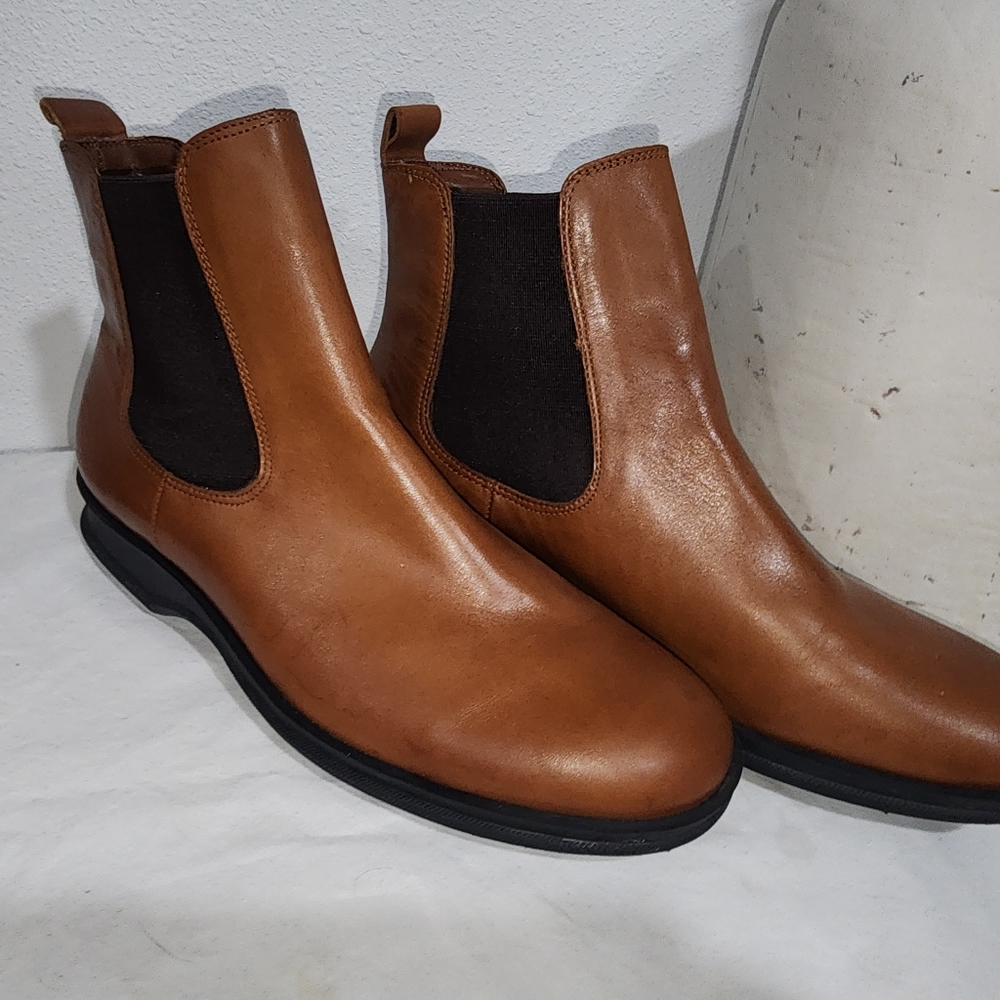 Talbots 6B Tobacco Brown Leather Pull on Riding Chelsea Ankle Boots Womens